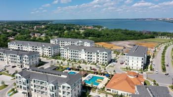 at The Mansions at Bayside, Texas